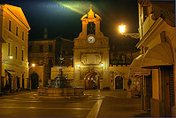 Filename=sutri_piazza_v2.jpg
Filesize=158KiB
Dimensions=1024x684
Date added=Oct 09, 2006 sutri_piazza_v2.jpg